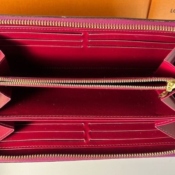 Authentic Louis Vuitton Ombré Zippy Wallet - Picture 10 of 13